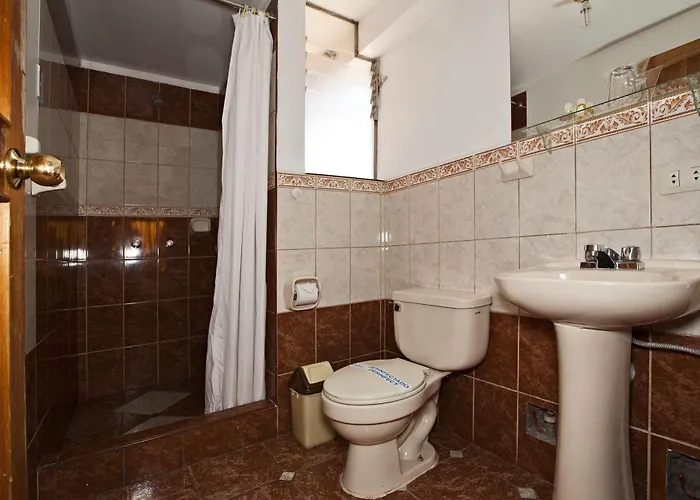 Polo Corporativo Hotel